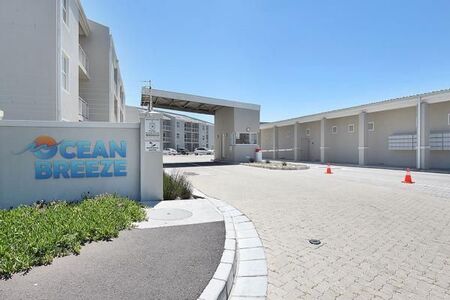 2 Bedroom Apartment in Muizenberg