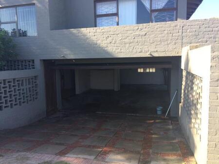 3 Bedroom House in Zeekoevlei