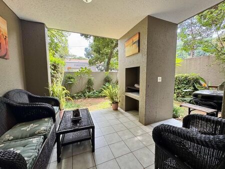 2 Bedroom apartment to rent in Benmore Gardens, Sandton