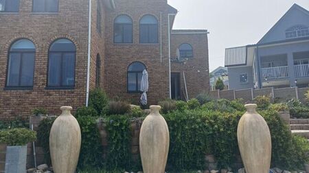 3 Bedroom house to rent in Dana Bay, Mossel Bay