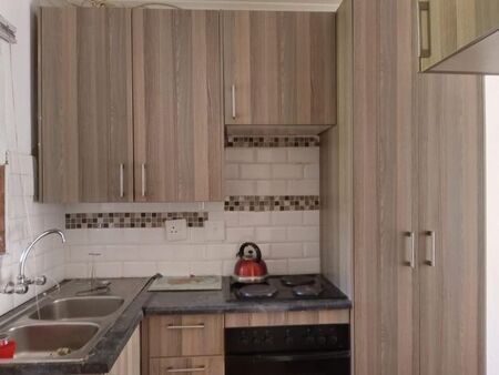 2 Bedroom apartment to rent in Wilgeheuwel, Roodepoort