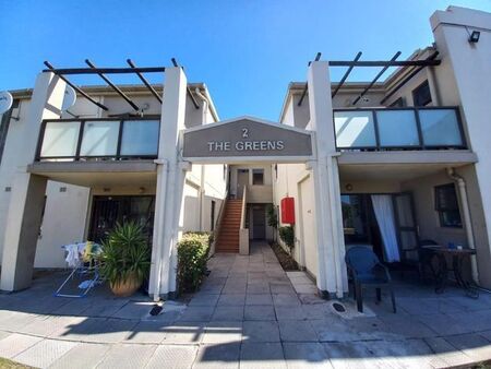 2 Bedroom apartment to rent in Golf Course, Parow