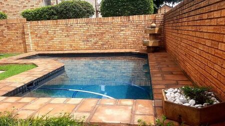 3 Bedroom townhouse - sectional to rent in Allen's Nek, Roodepoort