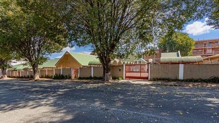 1 Bedroom loft apartment to rent in Alberton North