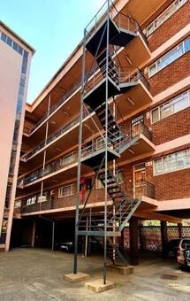 1 Bedroom Apartment in Sunnyside