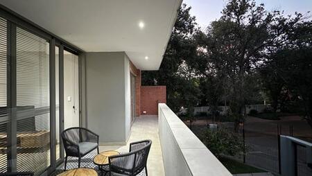 3 Bedroom Apartment in Baileys Muckleneuk