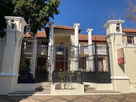 1 Bedroom Apartment in Waterkloof