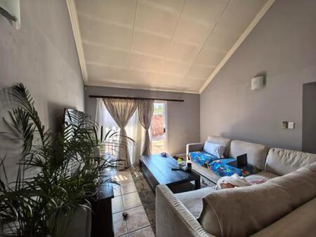 3 Bedroom Townhouse in Magalieskruin