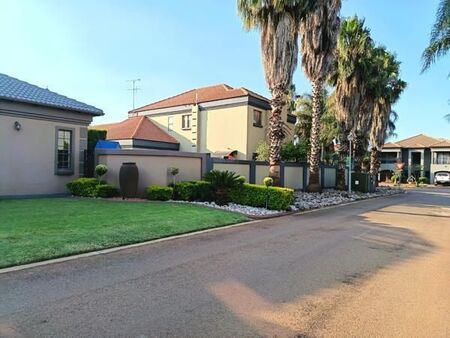 3 Bedroom House in Bougainvillea Estate