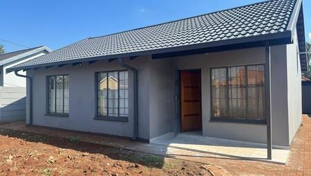 2 Bedroom House in Ga-rankuwa