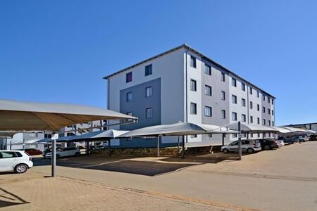 2 Bedroom Apartment in Jabulani