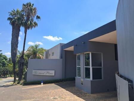 4 Bedroom House in Sandhurst