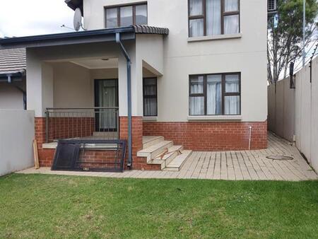 3 Bedroom Duplex in Fourways
