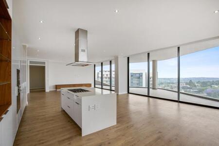 3 Bedroom Apartment in Morningside