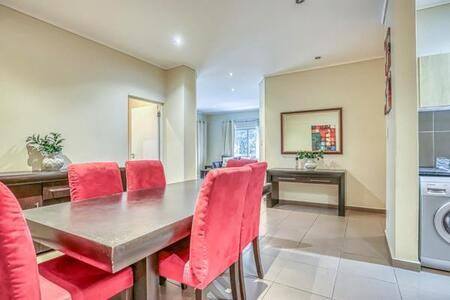 2 Bedroom Apartment in Morningside