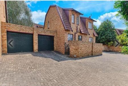 3 Bedroom Townhouse in Boskruin