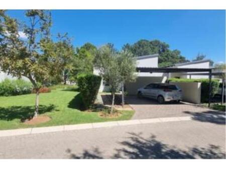 3 Bedroom Townhouse in Jackal Creek Golf Estate