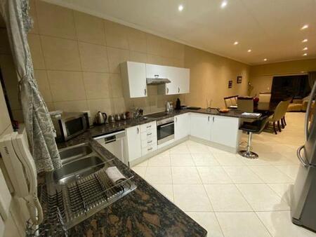 2 Bedroom House in Glenvista