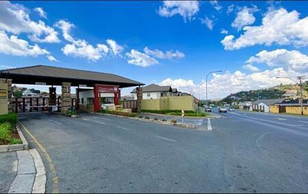 3 Bedroom Duplex in Glenanda