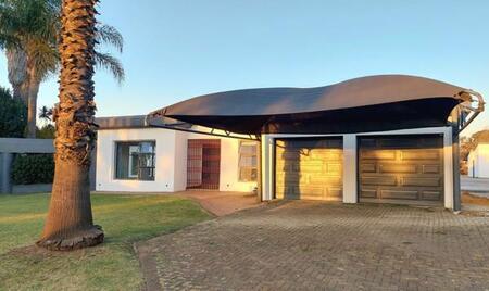 3 Bedroom House in Benoni Ah