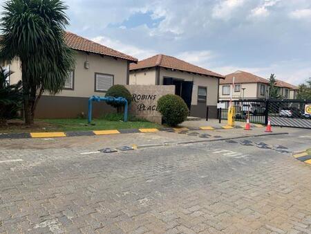 2 Bedroom Apartment in Parkrand