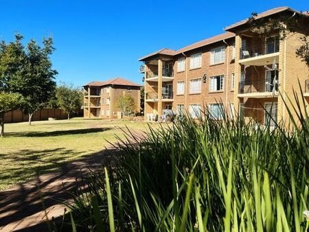 2 Bedroom Apartment in Valhalla