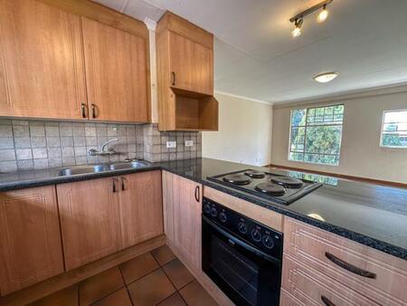 2 Bedroom Townhouse in Verwoerdpark