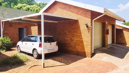 2 Bedroom Townhouse in Bronberrick
