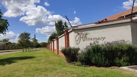 2 Bedroom Townhouse in Eco Park