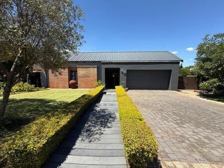 3 Bedroom House in Retire at Midstream