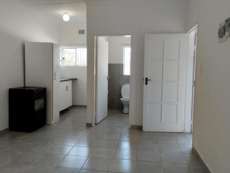 1 Bedroom Apartment in Lyttelton Manor