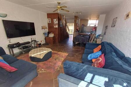 2 Bedroom Townhouse in Lyttelton Manor