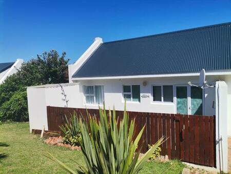 3 Bedroom House in Cape St Francis