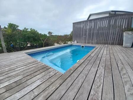 5 Bedroom House in Cape St Francis