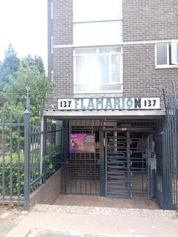 1.5 Bedroom Apartment in Sunnyside