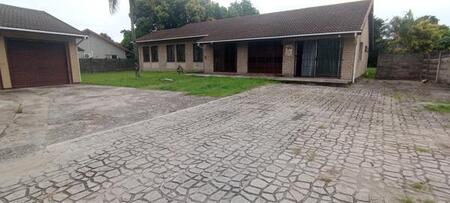 4 Bedroom House in Arboretum