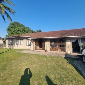 4 Bedroom House in Arboretum