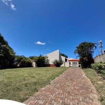 3 Bedroom House in Arboretum