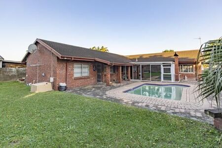 4 Bedroom House in Arboretum