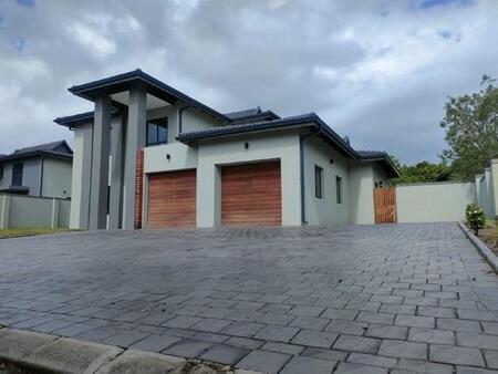 3 Bedroom House in Meer En See