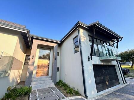 4 Bedroom House in Meer En See