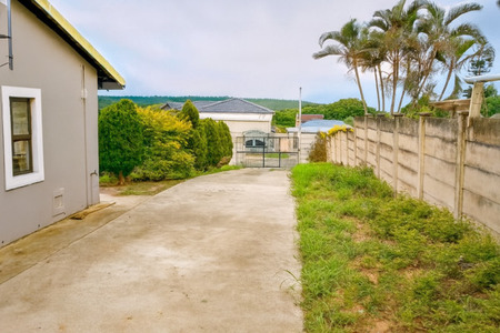 2 Bedroom House in Brackenham