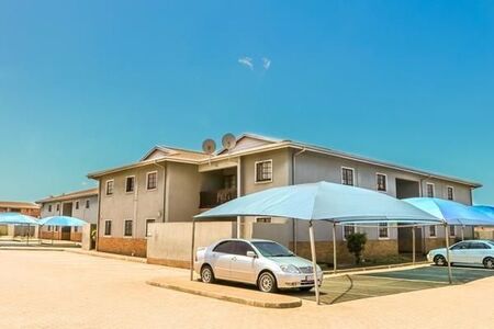 2 Bedroom Apartment in Arboretum