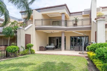 4 Bedroom Apartment in Meer En See