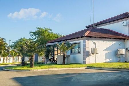 3 Bedroom Simplex in Meer En See