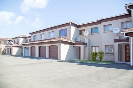 3 Bedroom Duplex in Meer En See