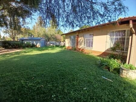 3 Bedroom House in Amiel Park