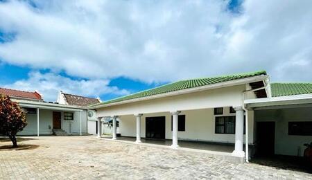 5 Bedroom House in Port Shepstone