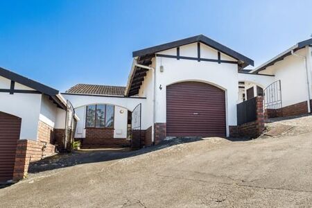 2 Bedroom Simplex in The Wolds