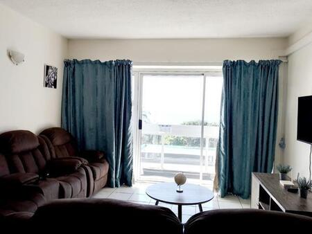 2 Bedroom Apartment in Amanzimtoti